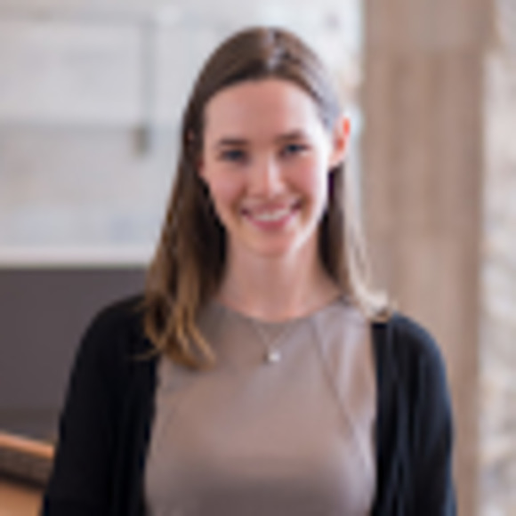 Meet your Posher, Genevieve - Picture 1 of 1